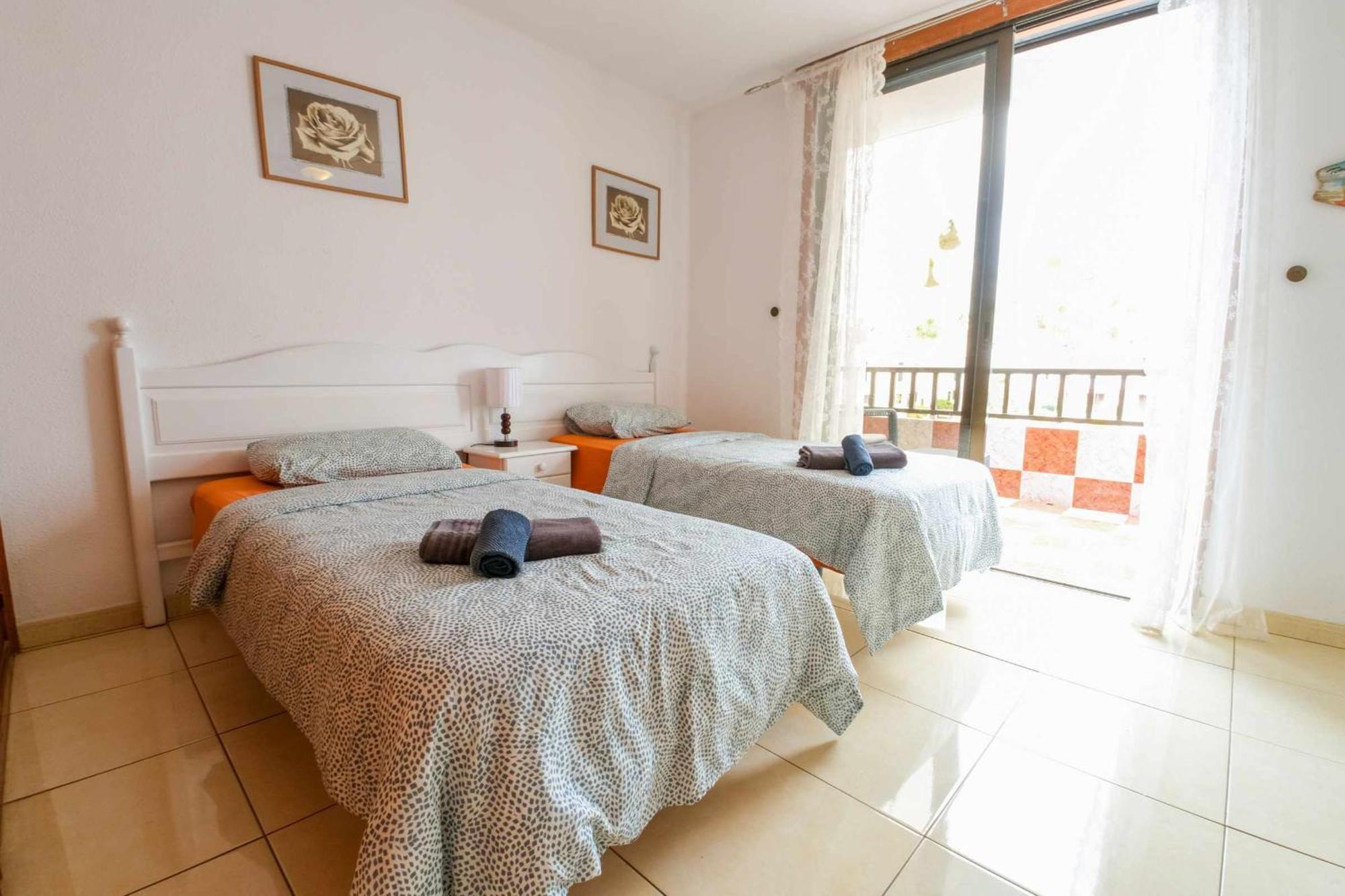 Parque Santiago I 242 By Tenerife Rental & Sales Плая де лас Америкас Екстериор снимка